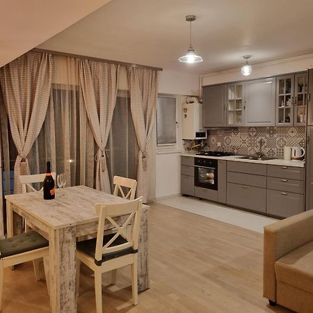 Park Residence 5, 2 Bedroom Apartment Bükreş Dış mekan fotoğraf