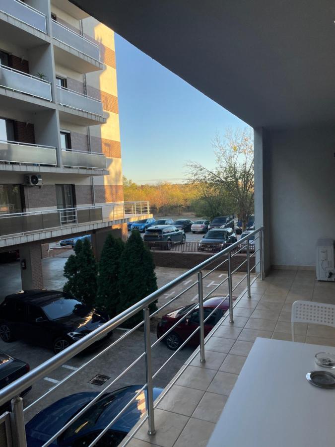 Park Residence 5, 2 Bedroom Apartment Bükreş Dış mekan fotoğraf